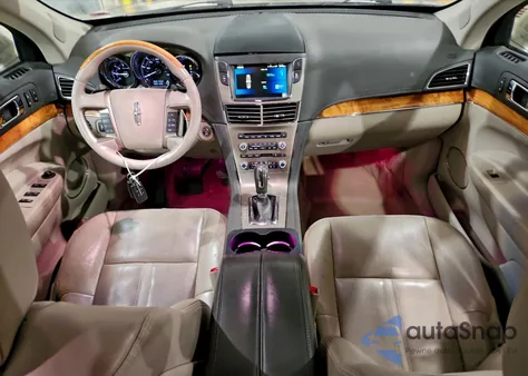 2010 Lincoln Mkt z USA, uszkodzony, nr VIN 2LMHJ5AT5ABJ23959